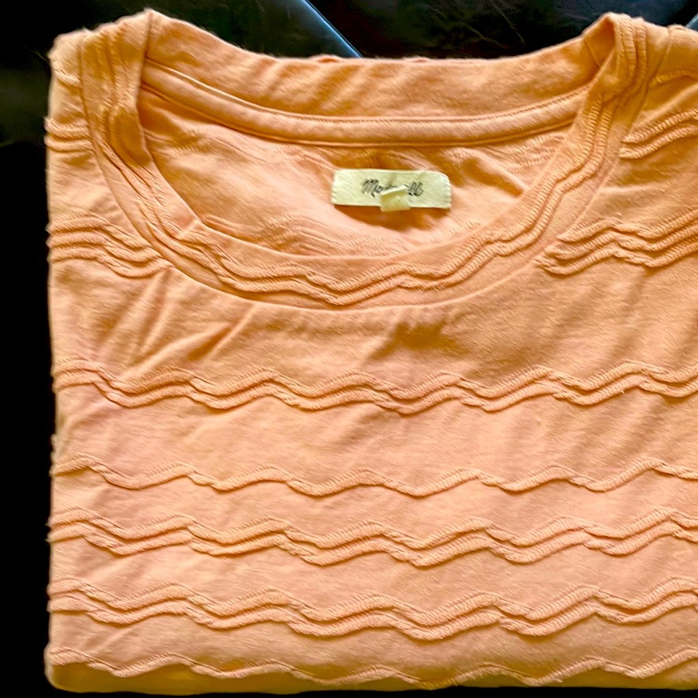 Croc top te shirt .